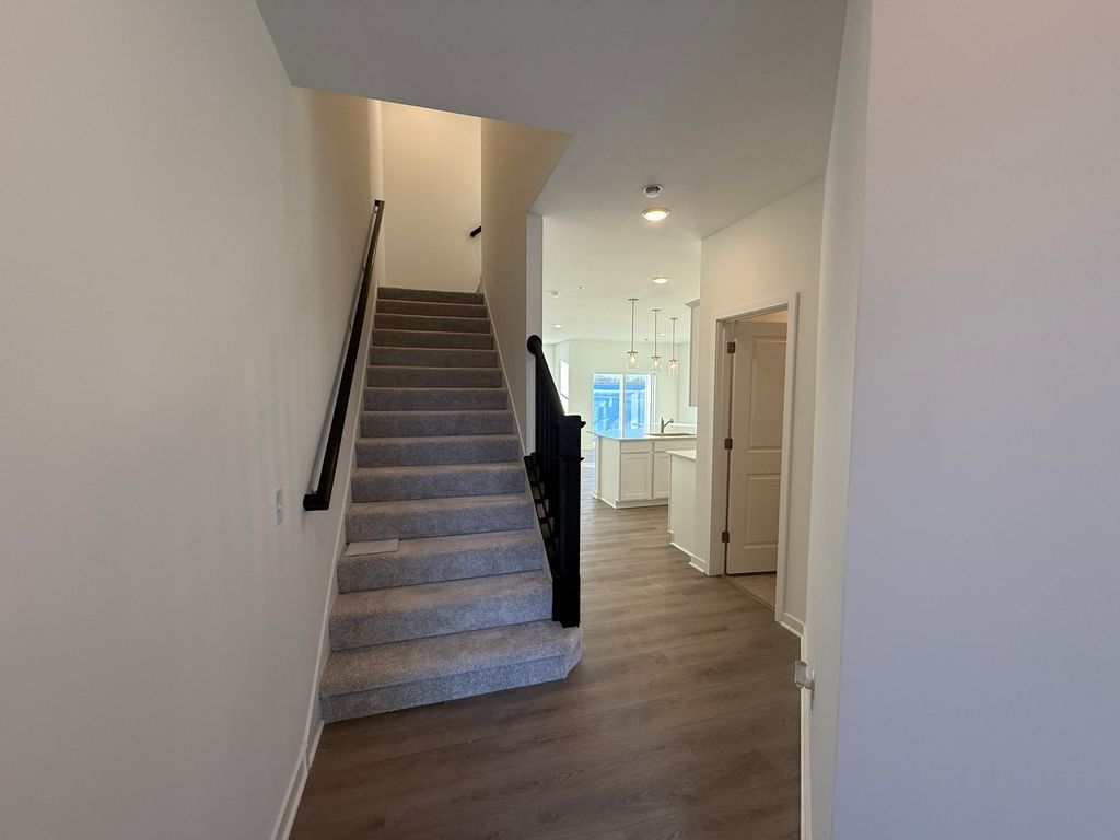 Photo of 14963 Avondale View, Rosemount, MN 55068 (MLS # 7016808)