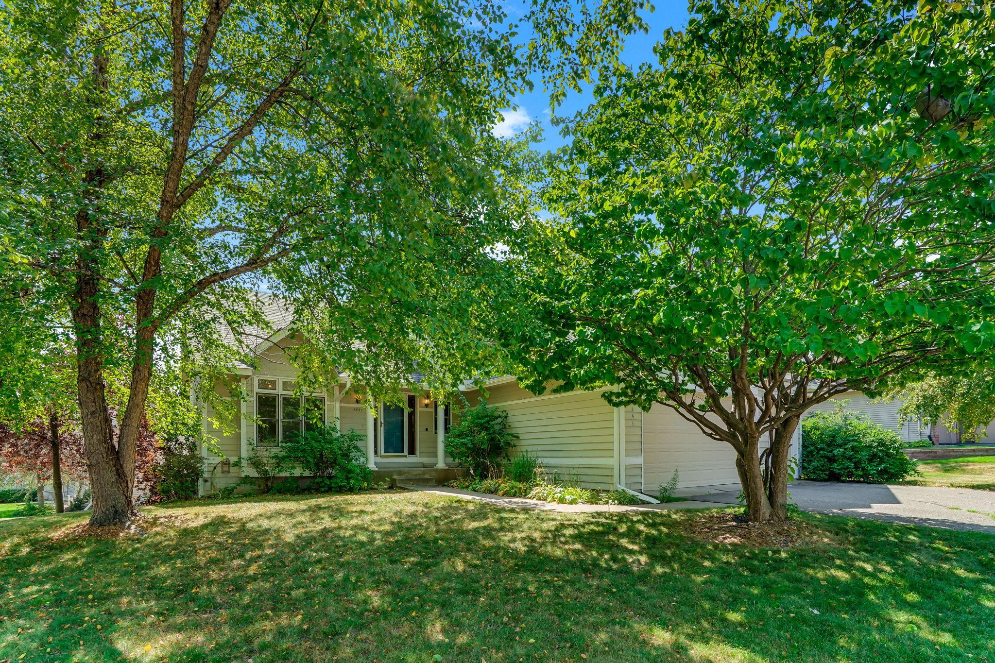 8843 Blackoaks Lane N
