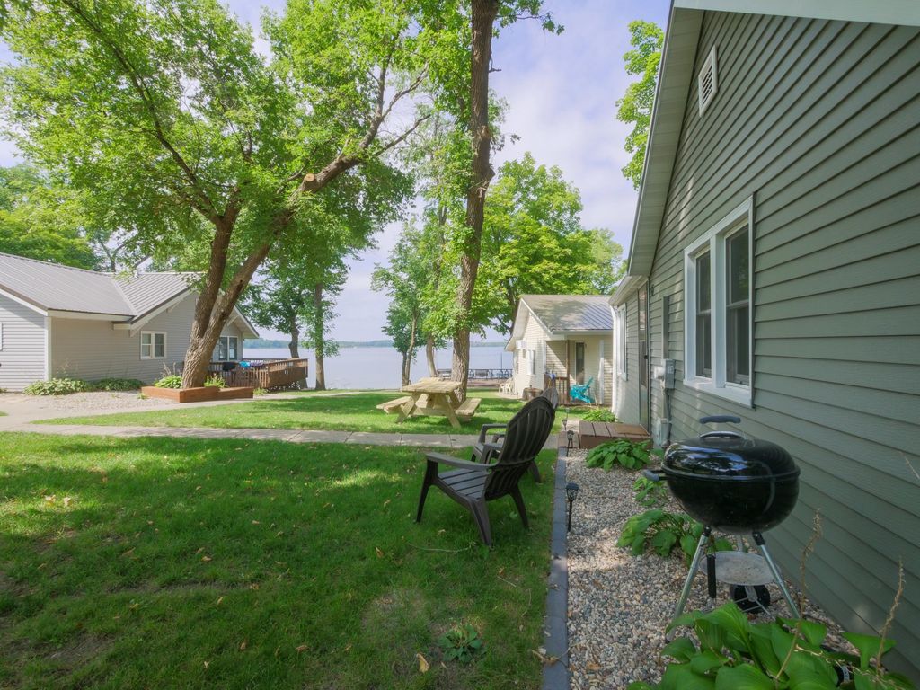 Photo of 1321 S Darling Drive NW, Alexandria, MN 56308 (MLS # 7073661)