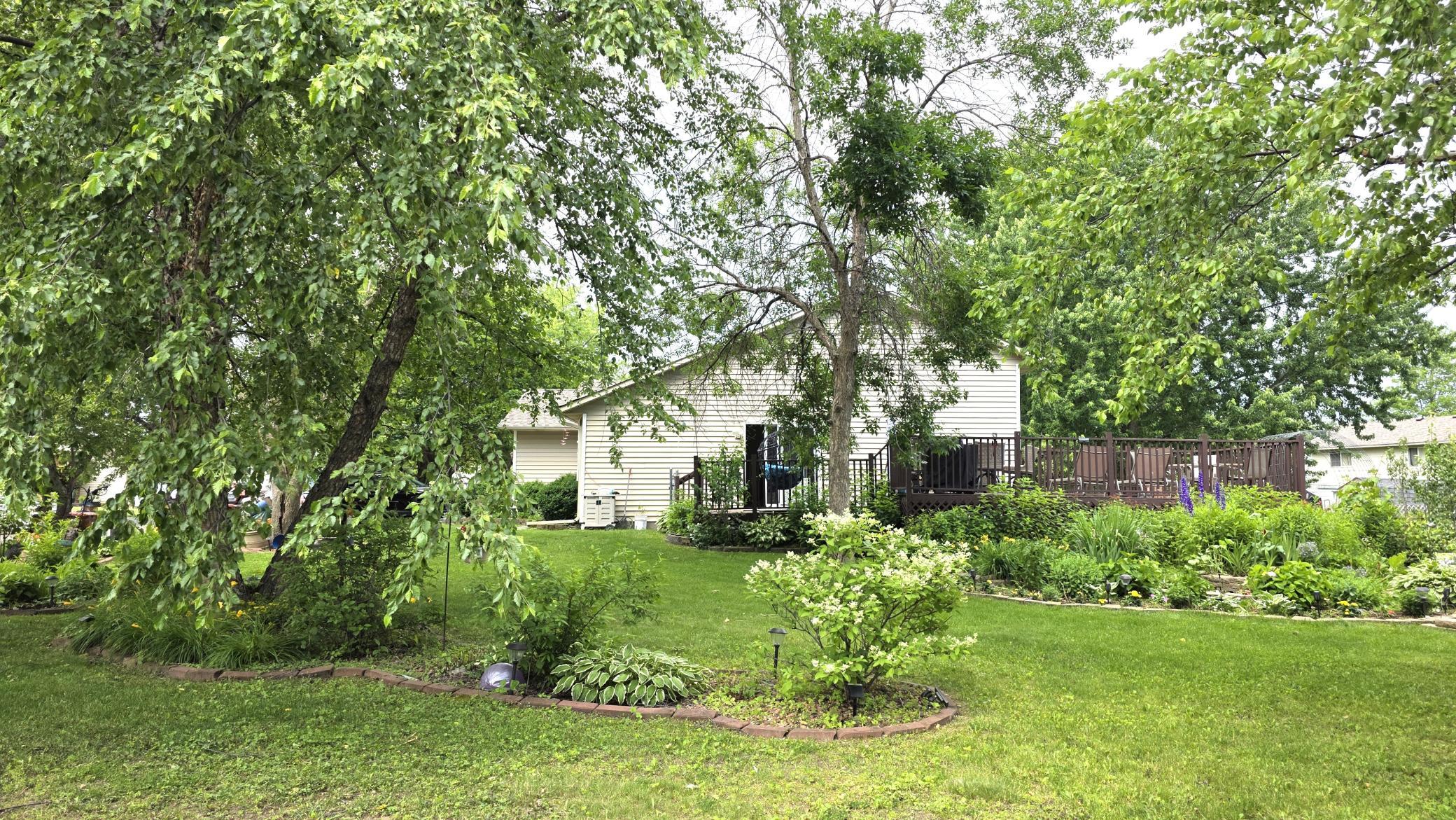 6546 Upper 22nd Street N