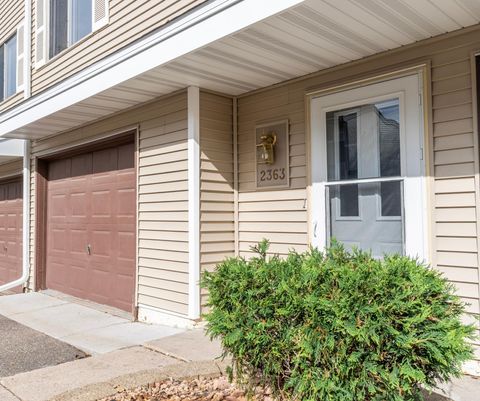 2363 Dorland Lane E Maplewood MN 55119