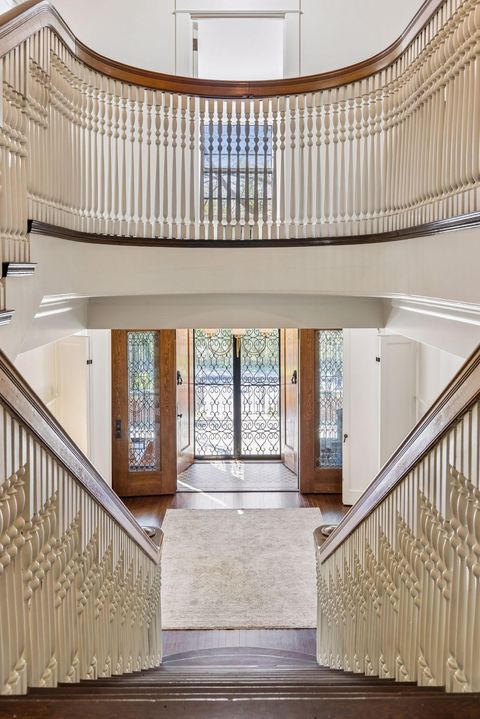 30 Crocus Place Saint Paul MN 55102