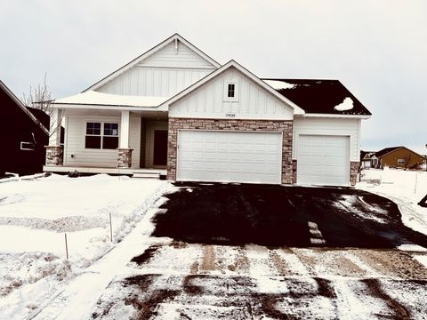 17939 Grantham Lane Lakeville MN 55044