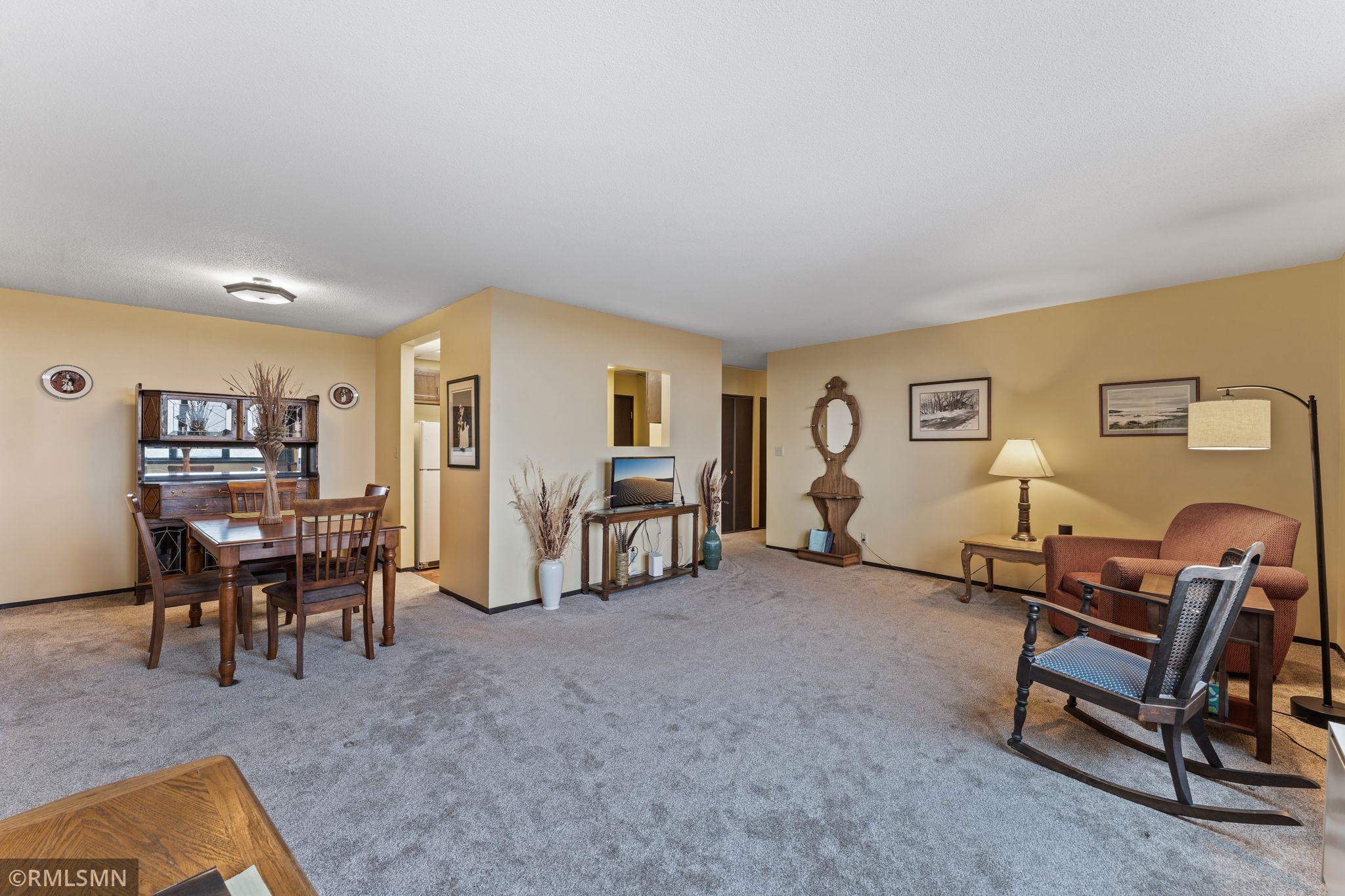 1181 Edgcumbe Road 1005