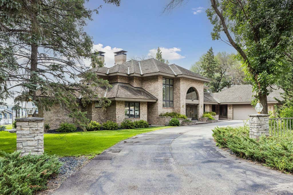 Photo of 5360 Howards Point Road, Excelsior, MN 55331 (MLS # 7097164)