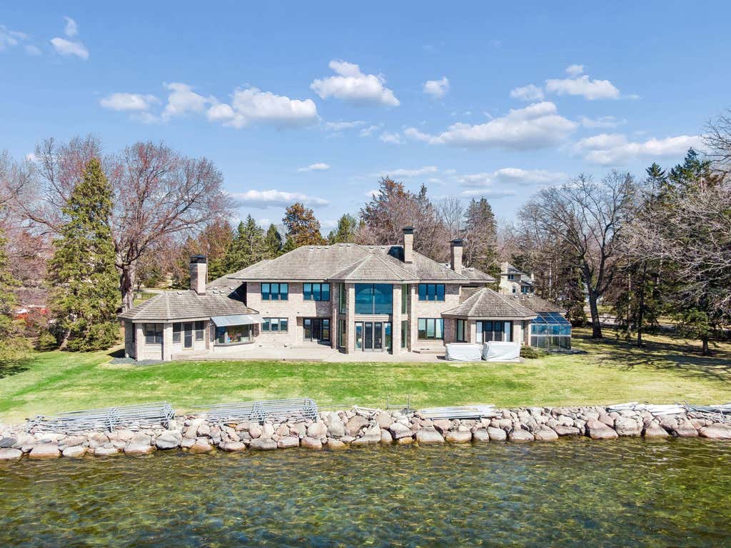 Photo of 5360 Howards Point Road, Excelsior, MN 55331 (MLS # 7097164)