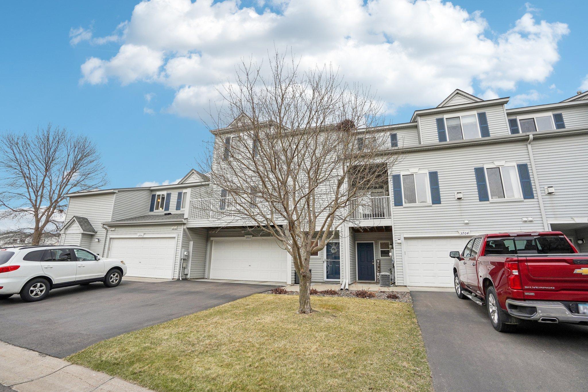 3702 Abercrombie Lane