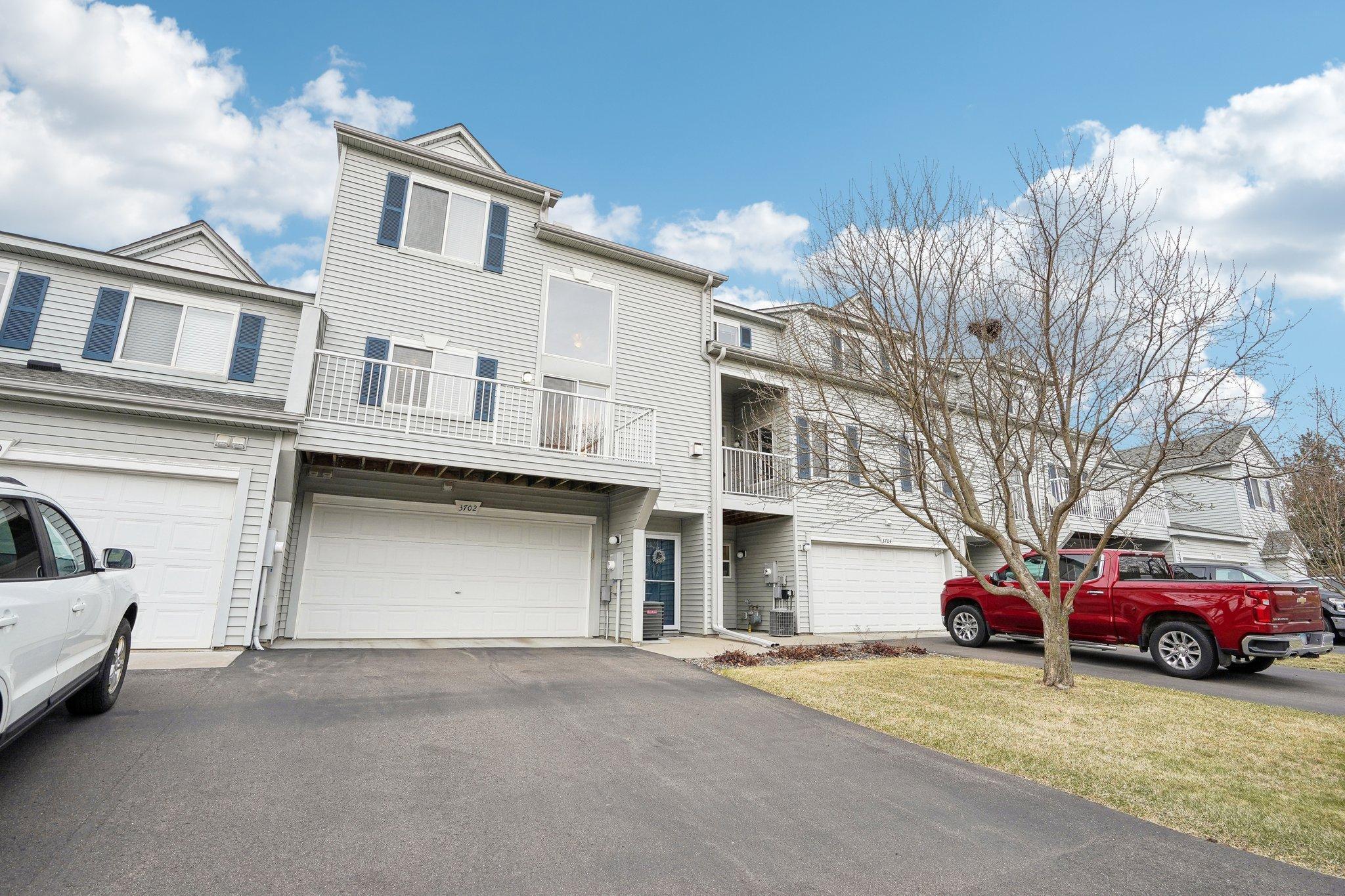 3702 Abercrombie Lane