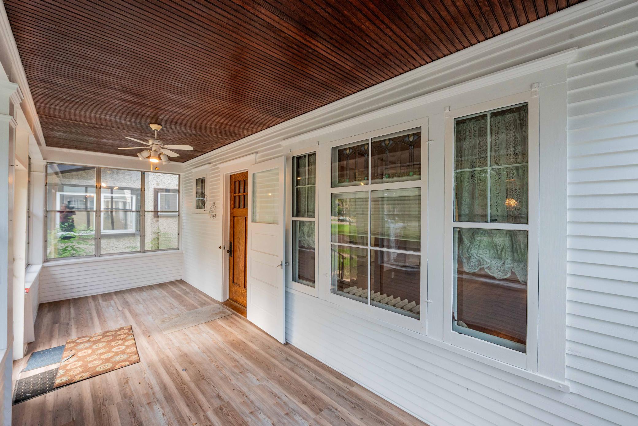 1537 Midway Parkway