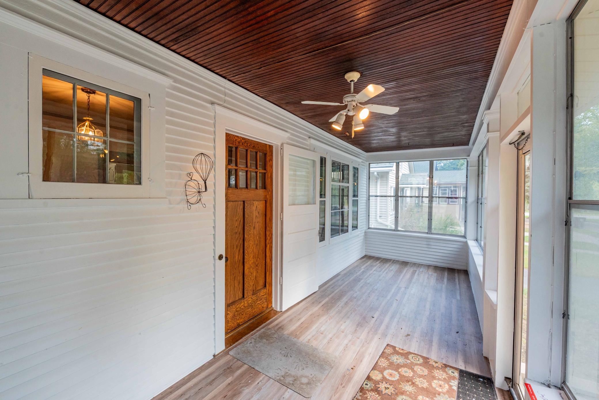 1537 Midway Parkway
