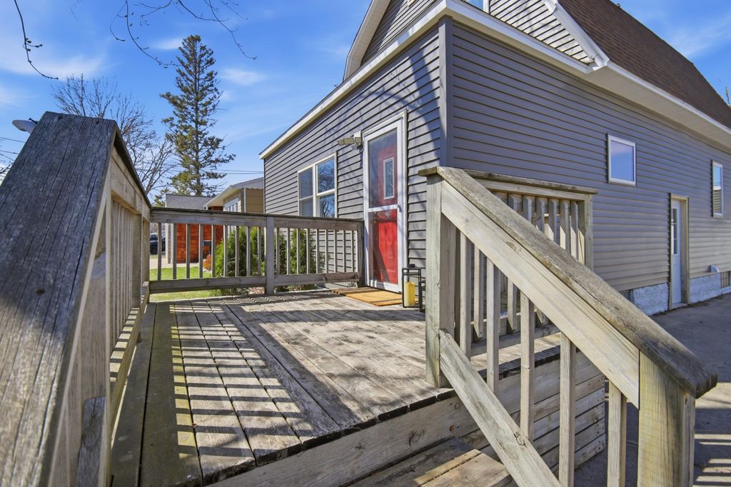 Photo of 1602 4th Avenue NW, Austin, MN 55912 (MLS # 7047084)