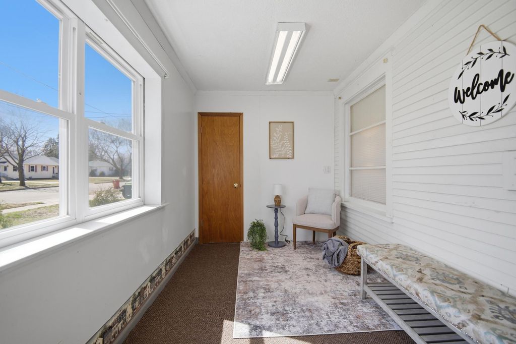 Photo of 1602 4th Avenue NW, Austin, MN 55912 (MLS # 7047084)