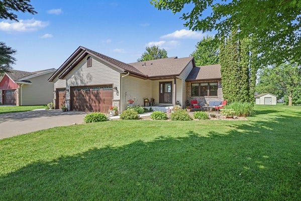 207 10TH AVE NW, LONSDALE, MN 55046 - Image 0c154b2b65c3e47e4bc0ba22032dc1be/2474861812