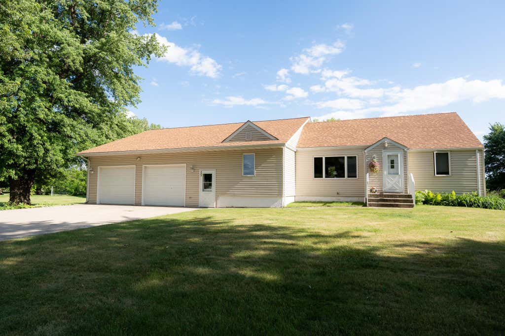 Photo of 223 E Oak Street, Tyler, MN 56178 (MLS # 7096187)