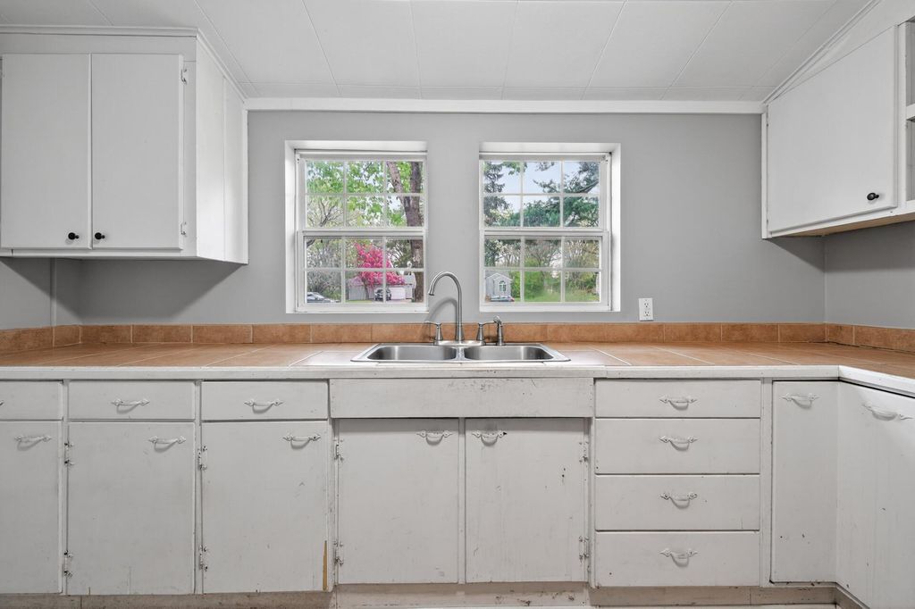 Photo of 1269 Birmingham Street, Saint Paul, MN 55106 (MLS # 7036397)