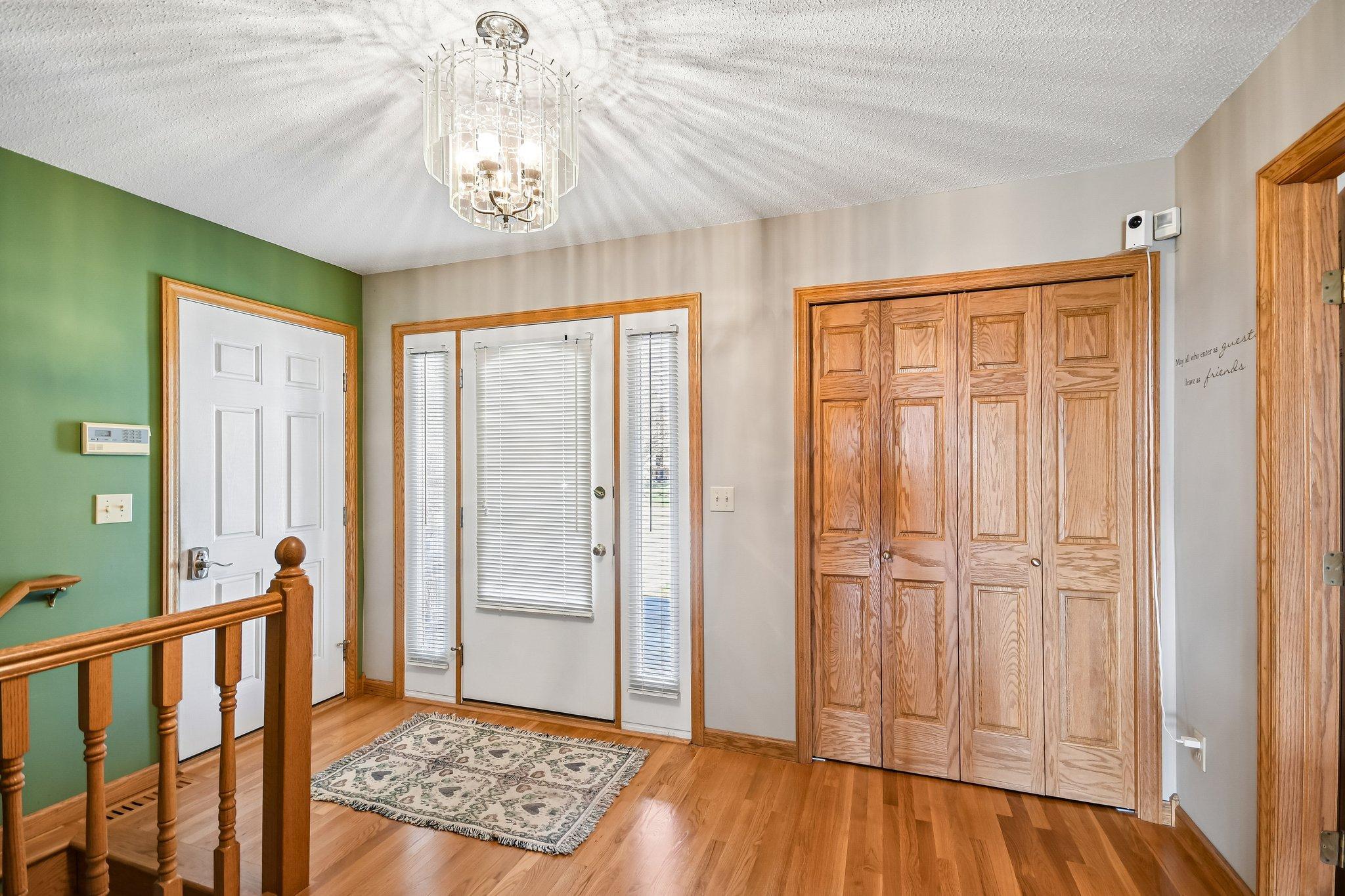 5421 Ojibway Avenue N