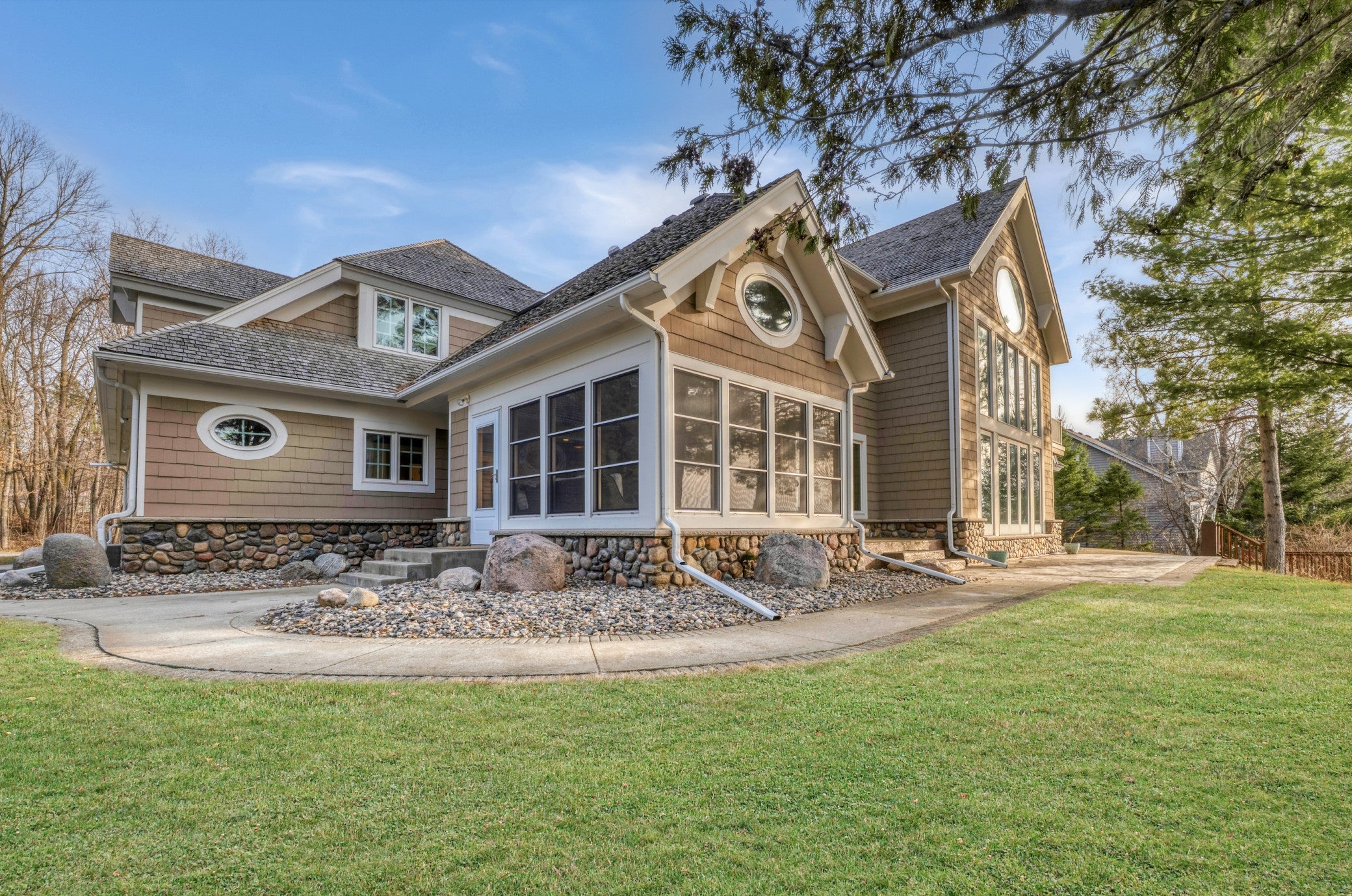 1242 Maple Leaf Trl NW, Walker, MN, 56484, USA, 6 Bedrooms Bedrooms, ,6 BathroomsBathrooms,Residential,Active,1242 Maple Leaf Trl NW,7057261