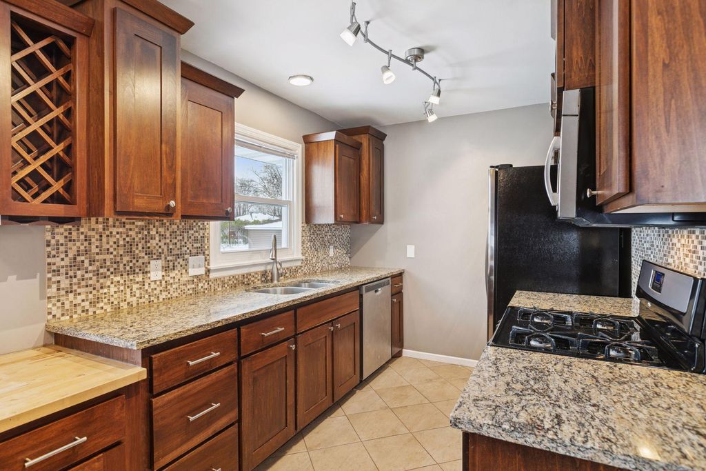 Photo of 6342 Girard Avenue N, Brooklyn Center, MN 55430 (MLS # 6823296)