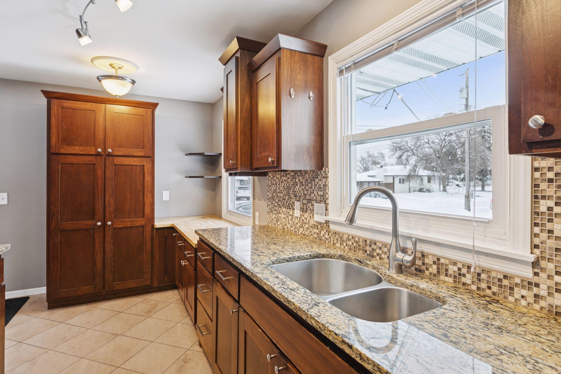 6342 Girard Avenue N