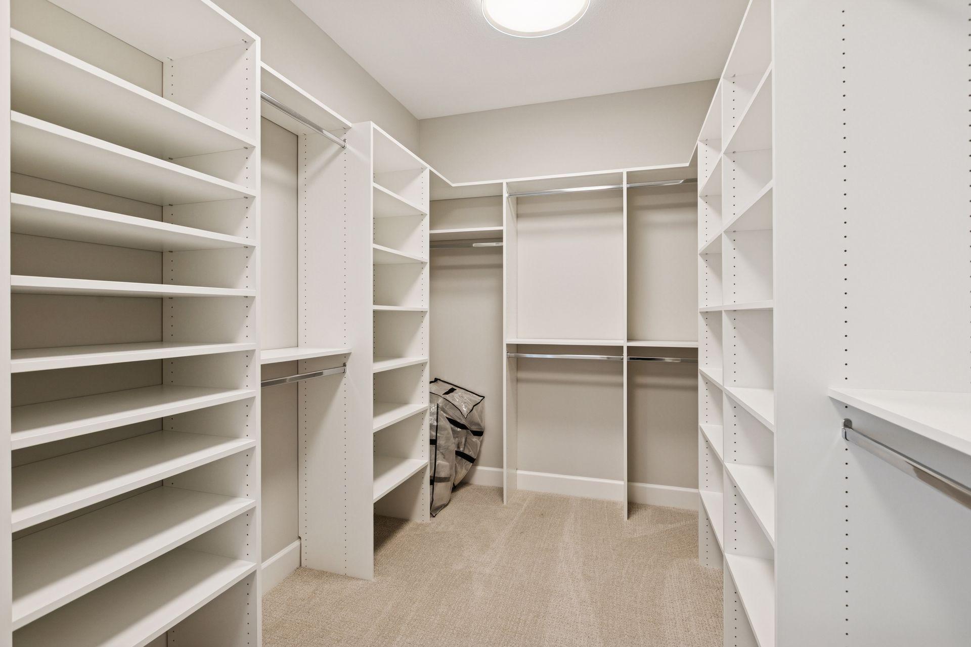 Shoreview, Minnesota, 55126, United States, 3 Bedrooms Bedrooms, ,3 BathroomsBathrooms,Residential,Active,2028241