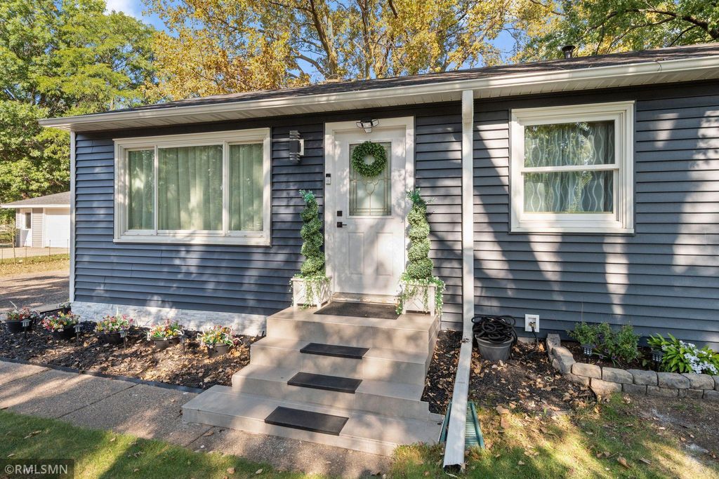 Photo of 1715 Hillview Road, Shoreview, MN 55126 (MLS # 7021799)