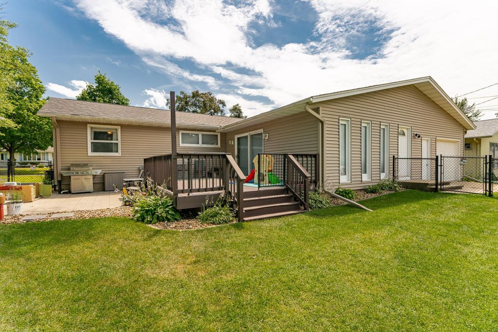 Photo of 213 Division Street NE, Chatfield, MN 55923 (MLS # 7077089)