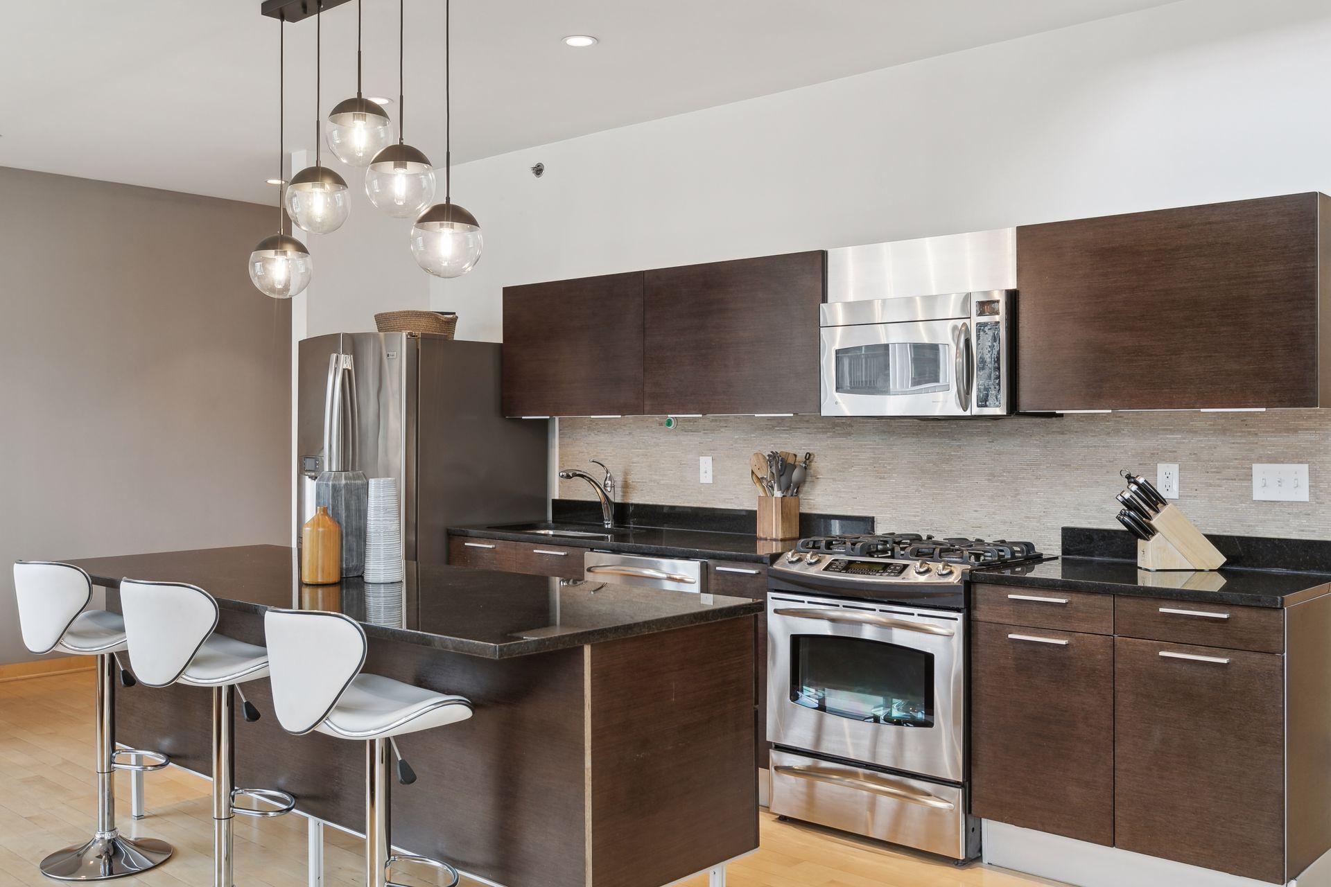3104 W Lake Street 410
