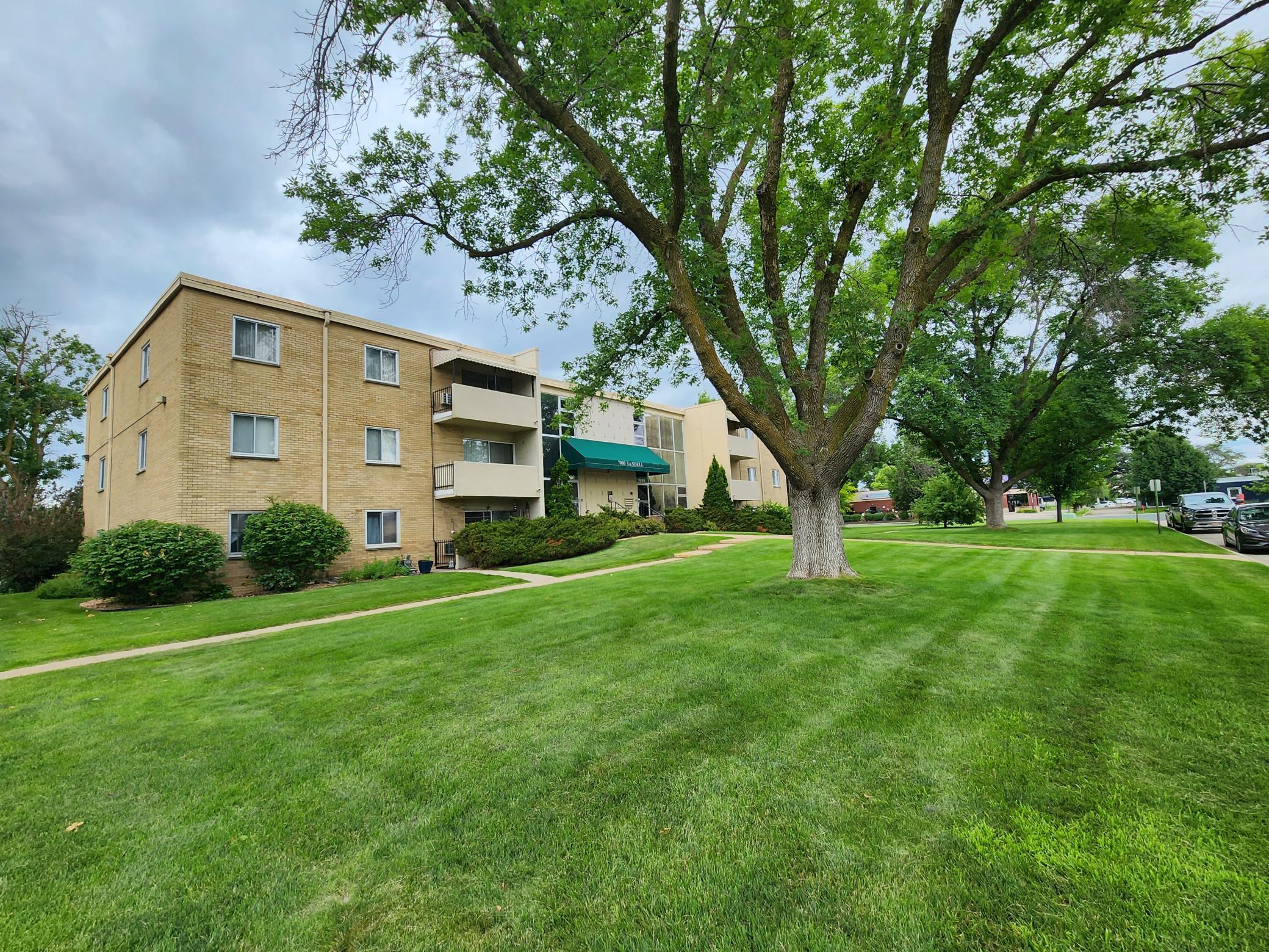 7000 Sandell Avenue 1-18