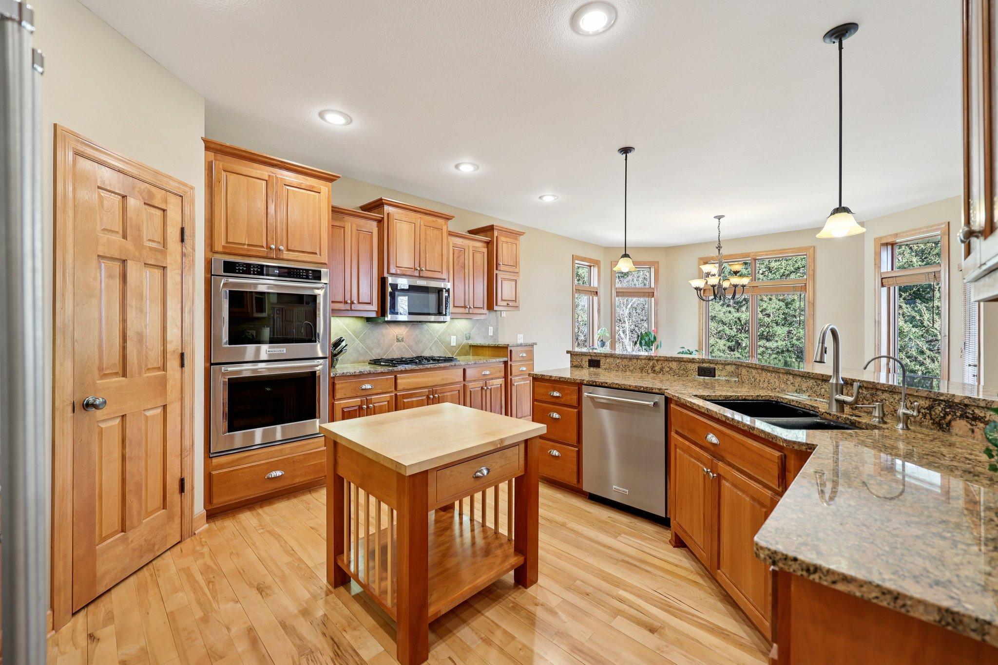 14043 Kings Court