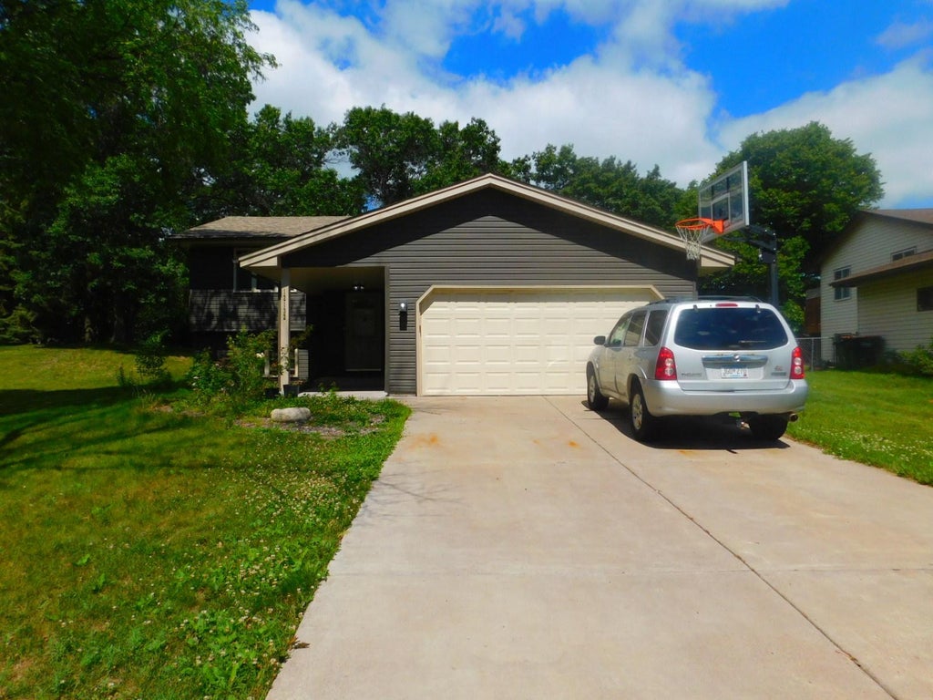 Photo of 12132 Jefferson Street NE, Blaine, MN 55434 (MLS # 7099917)
