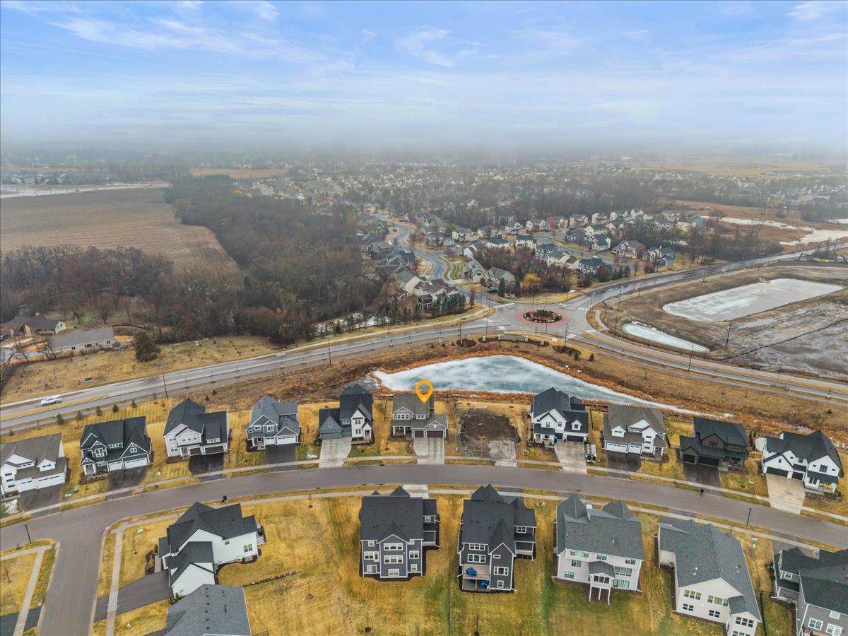 10125 Shadyview Lane N