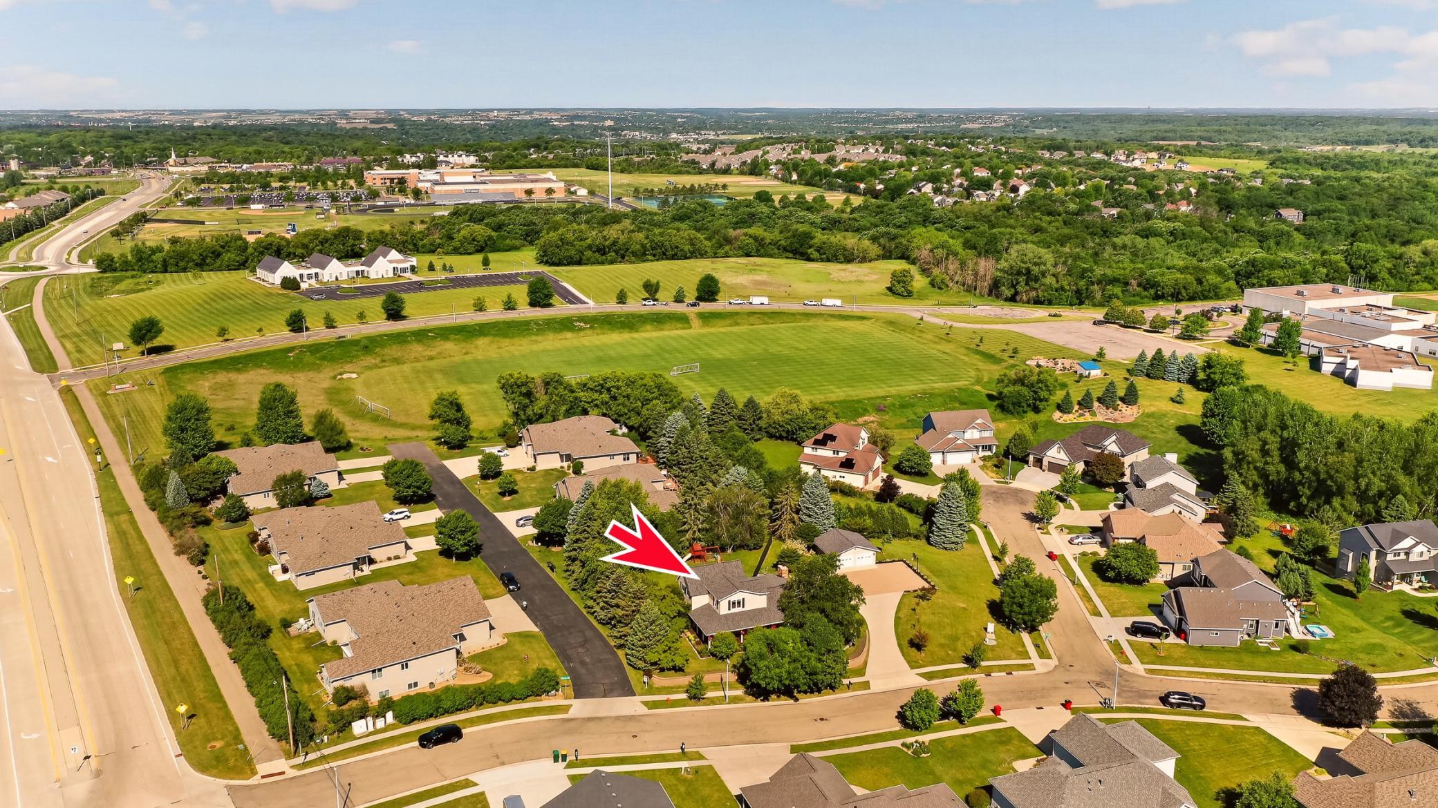 2537 Lisa Lane NE
