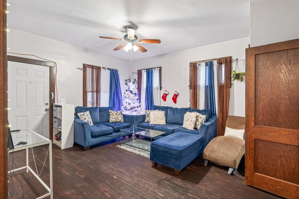 Photo of 3306 Humboldt Avenue N, Minneapolis, MN 55412 (MLS # 7002598)