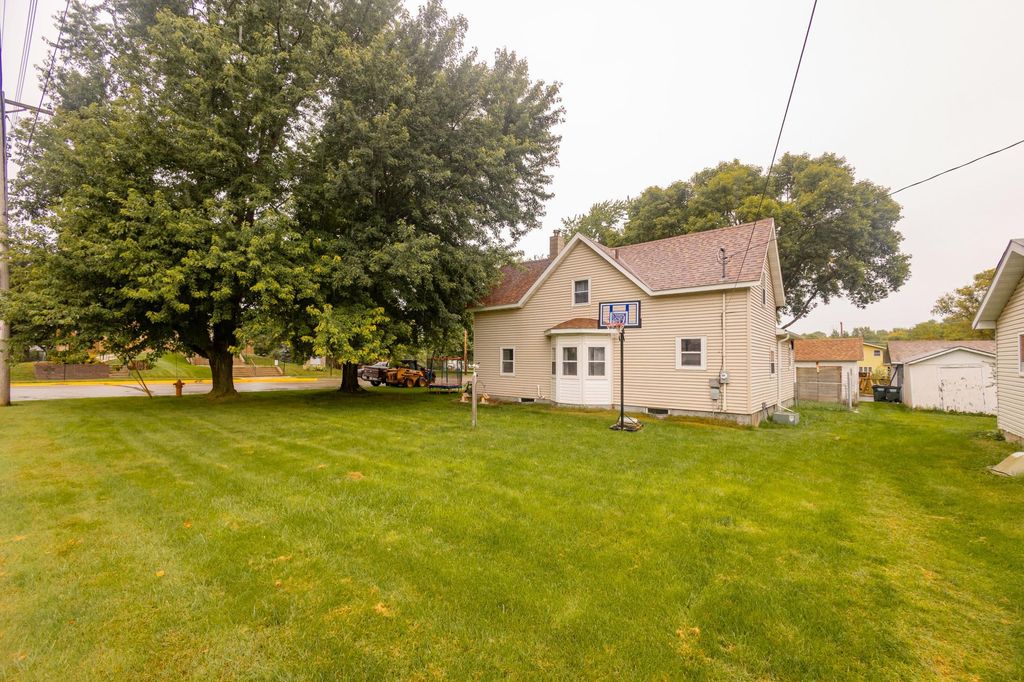 Photo of 317 3rd Avenue W, Osakis, MN 56360 (MLS # 7075162)