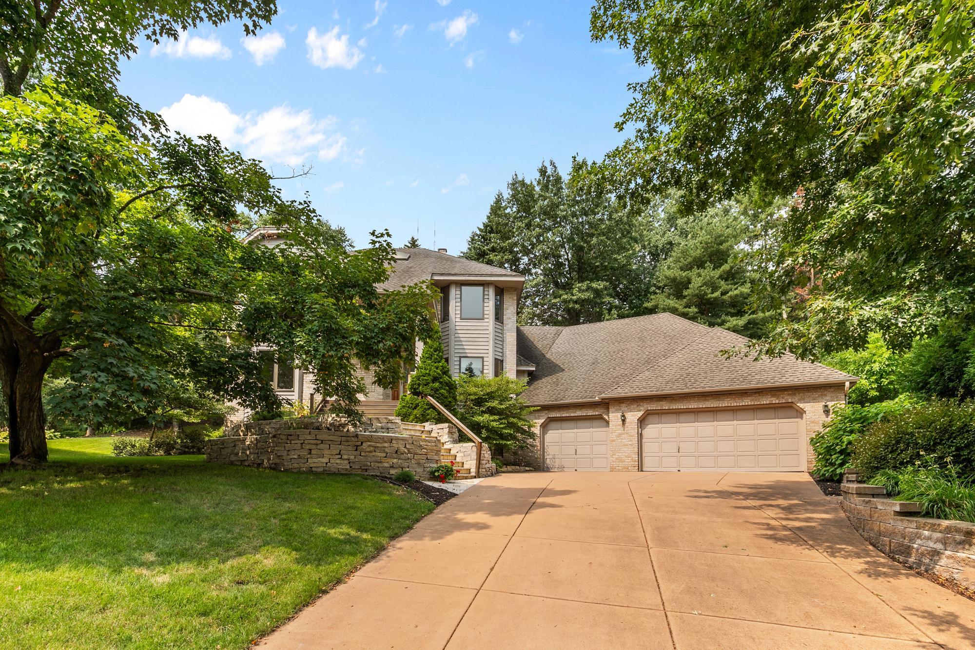655 Evergreen Circle