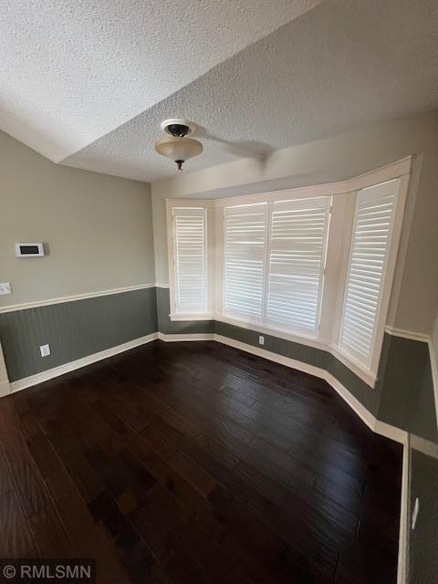 2005 Great Oaks Drive