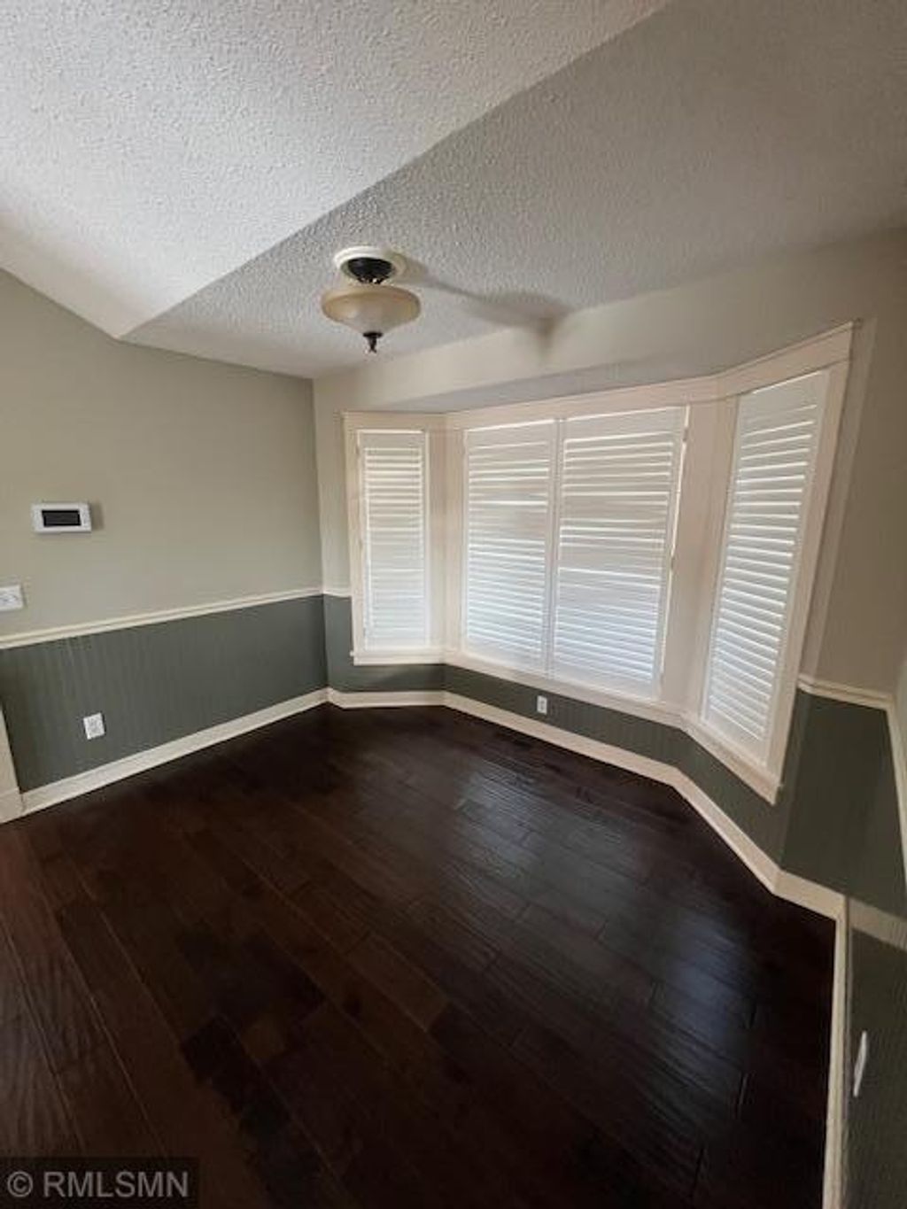 Photo of 2005 Great Oaks Drive, Burnsville, MN 55337 (MLS # 7024218)