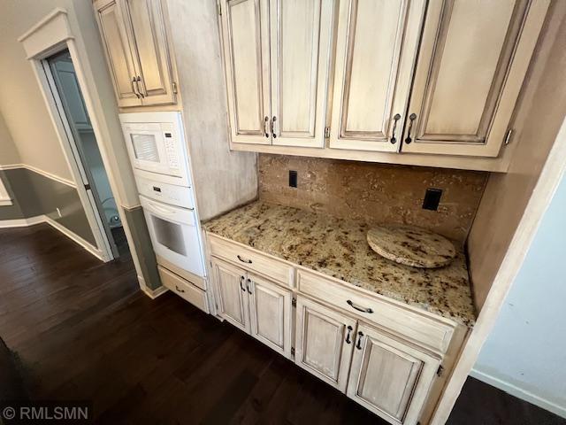 2005 Great Oaks Drive