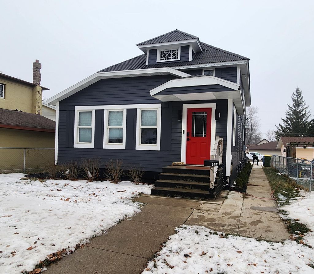 Photo of 408 W Main Street, Pipestone, MN 56164 (MLS # 7002535)