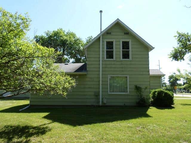 Photo of 201 Greenwood Street E, Thief River Falls, MN 56701 (MLS # 7091900)