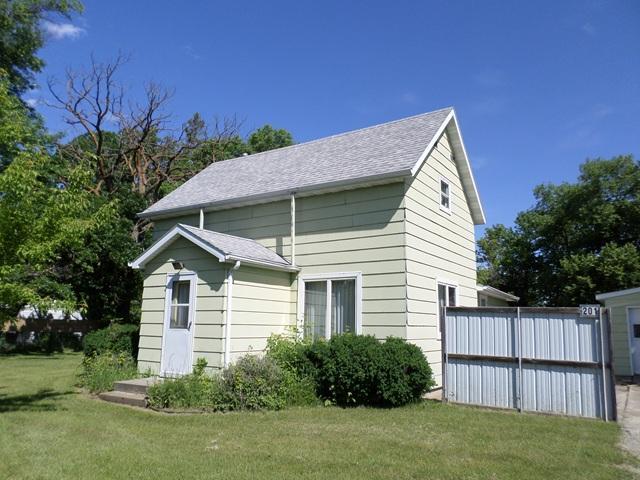 Photo of 201 Greenwood Street E, Thief River Falls, MN 56701 (MLS # 7091900)