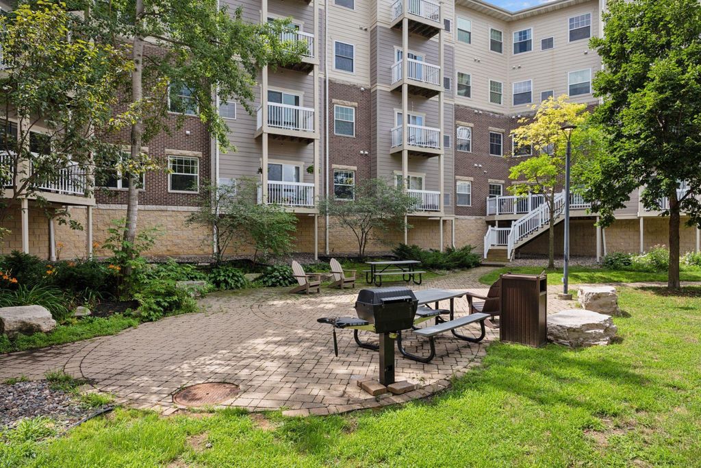 Photo of 4824 E 53rd Street #501, Minneapolis, MN 55417 (MLS # 6823938)