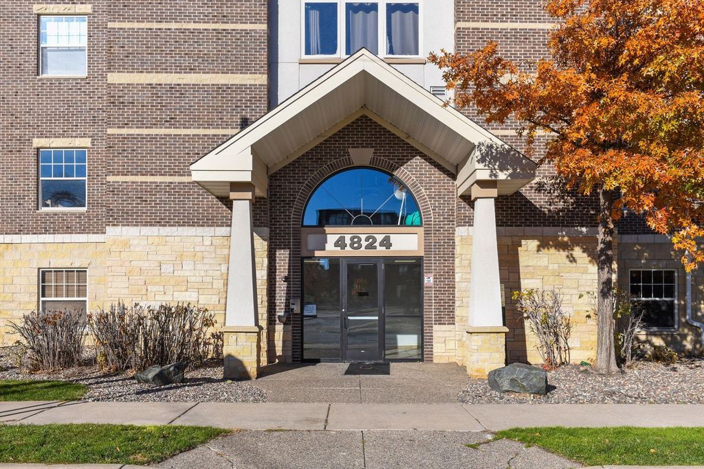 Photo of 4824 E 53rd Street #501, Minneapolis, MN 55417 (MLS # 6823938)