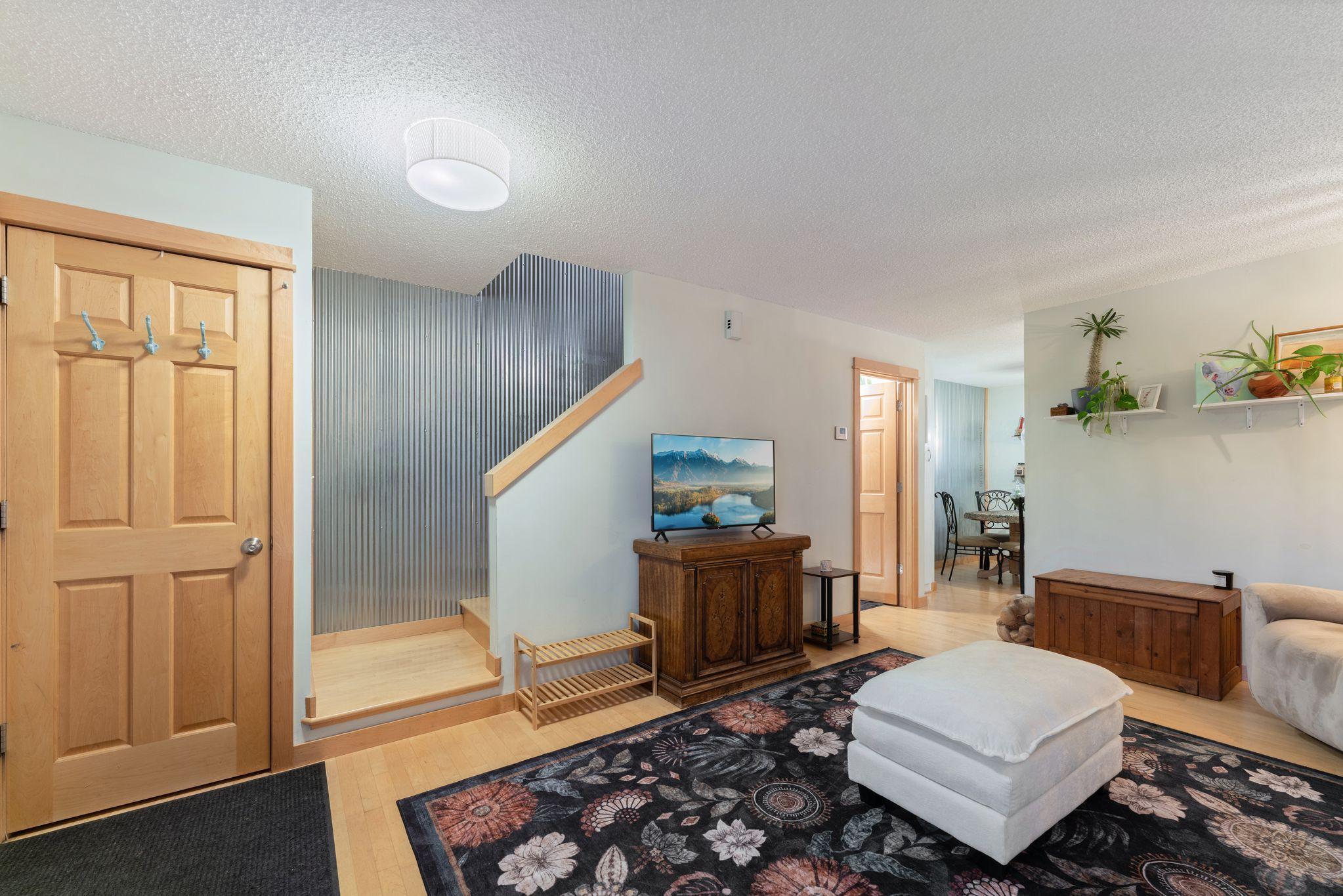 4235 Pillsbury Avenue S 23