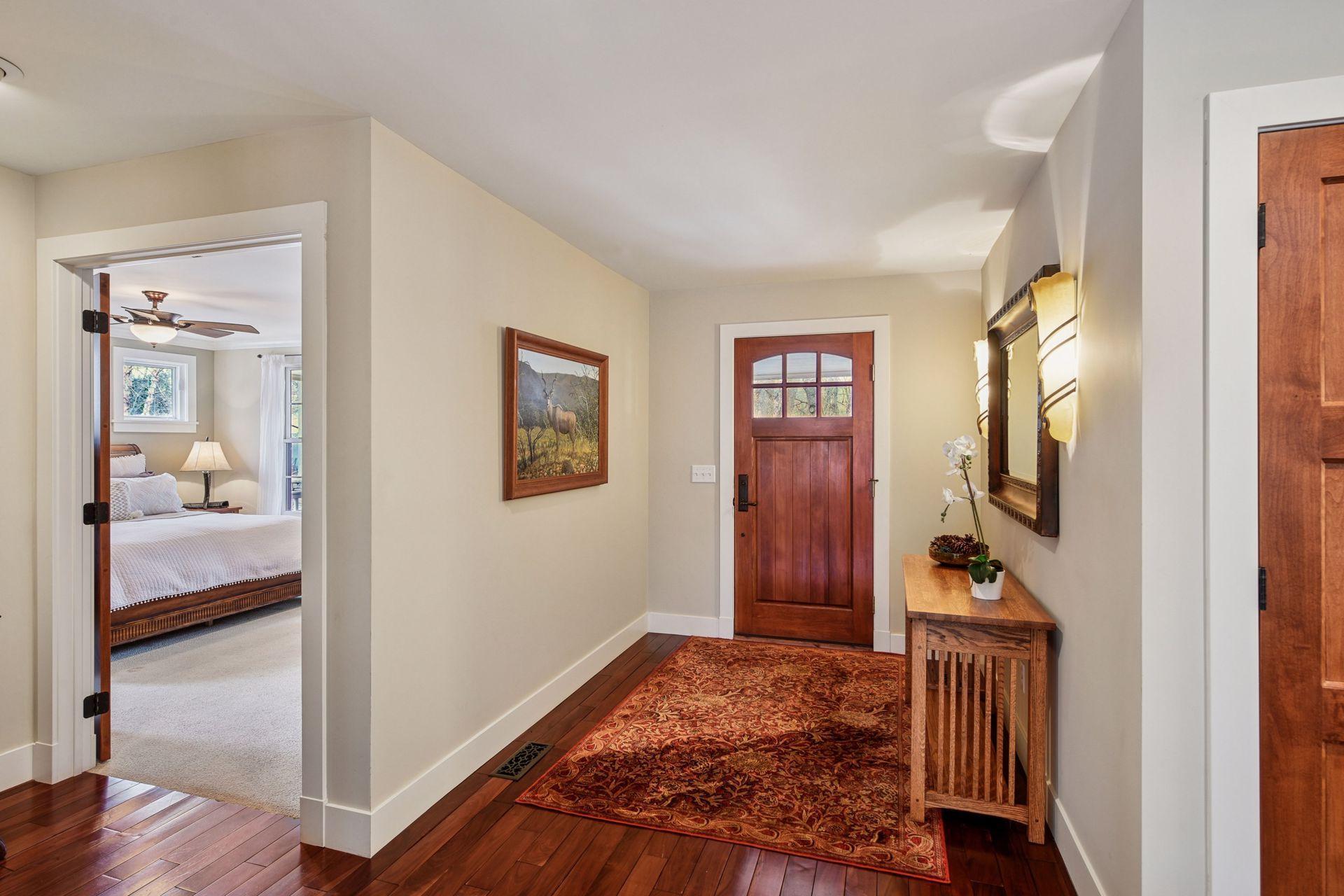 220 Glenbrook Road N