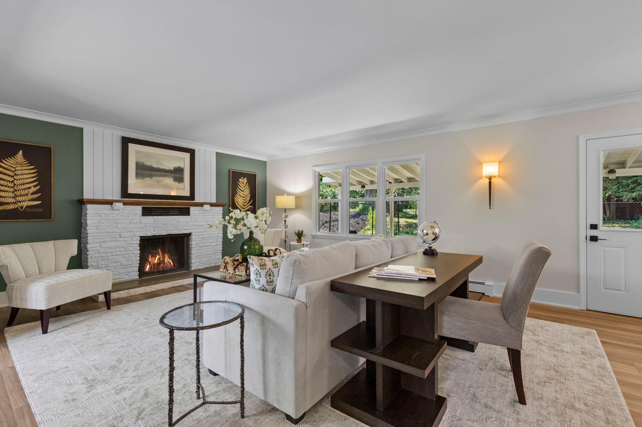14819 Margaret Place