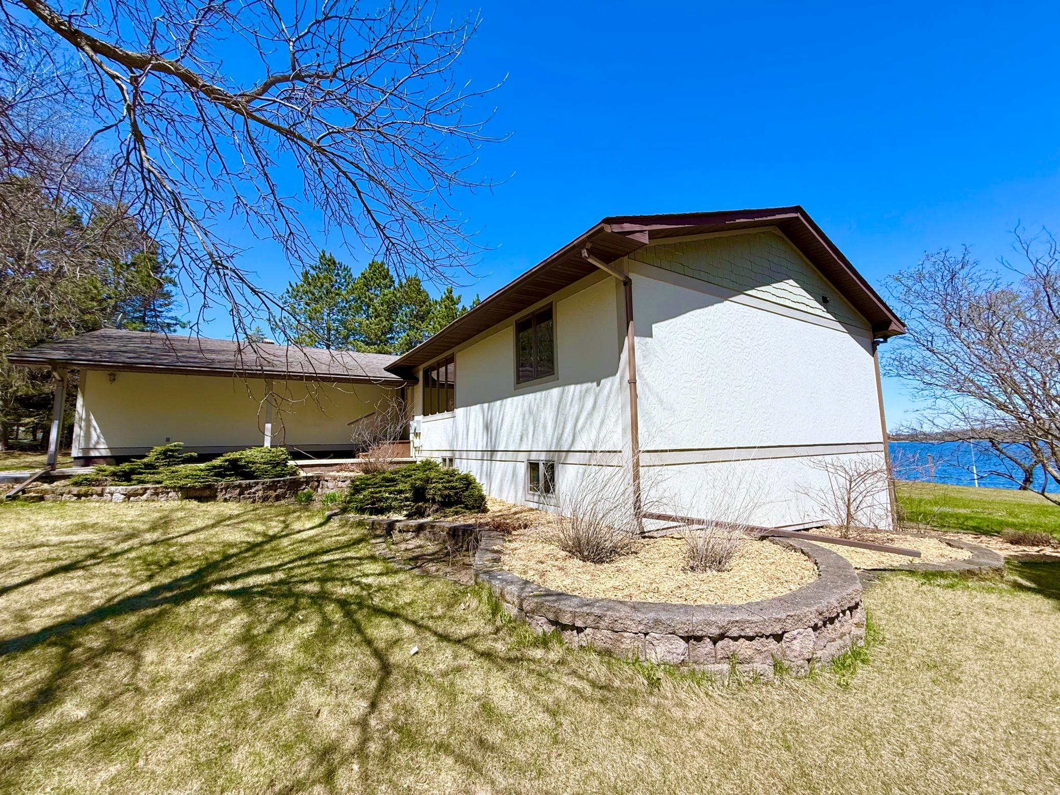 30282 Cordes Beach Rd