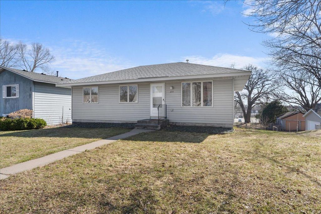 Photo of 235 14th Avenue S, South Saint Paul, MN 55075 (MLS # 7053887)