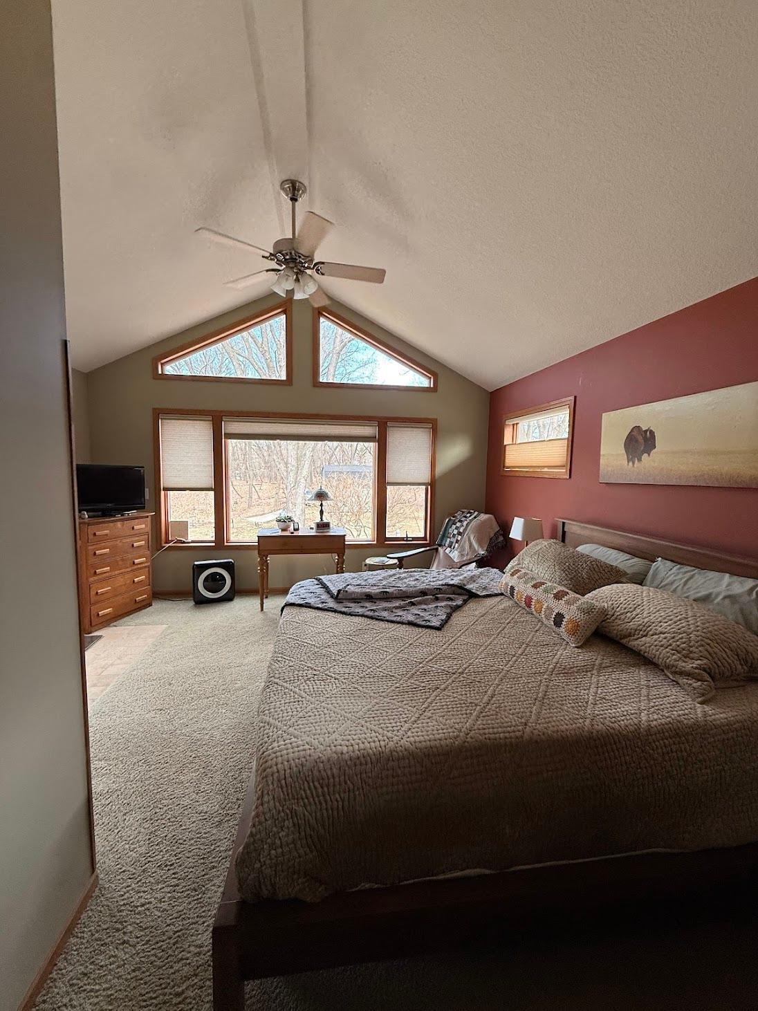 6466 Stillwater Boulevard N