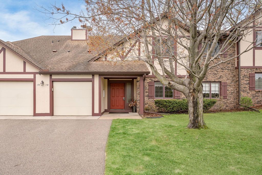 Photo of 178 Galtier Place, Shoreview, MN 55126 (MLS # 7011225)